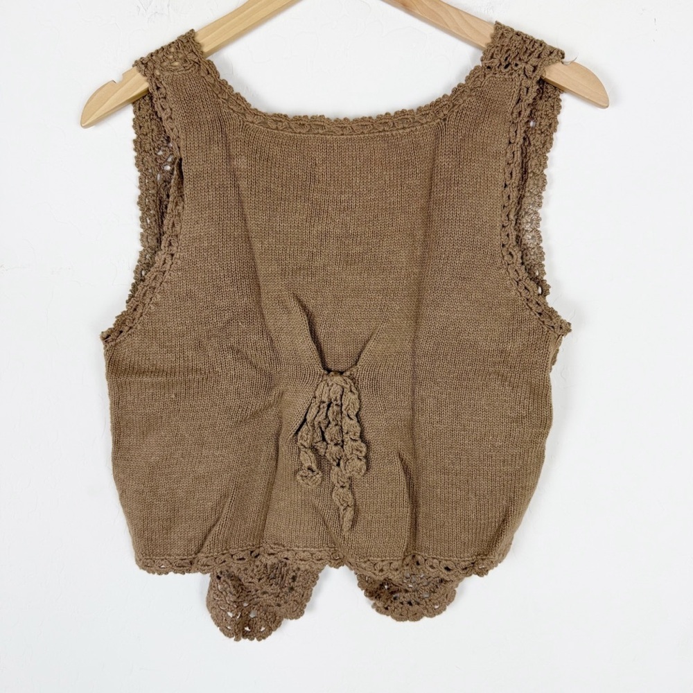 Vintage brown cottagecore knit vest - Picture 2 of 4